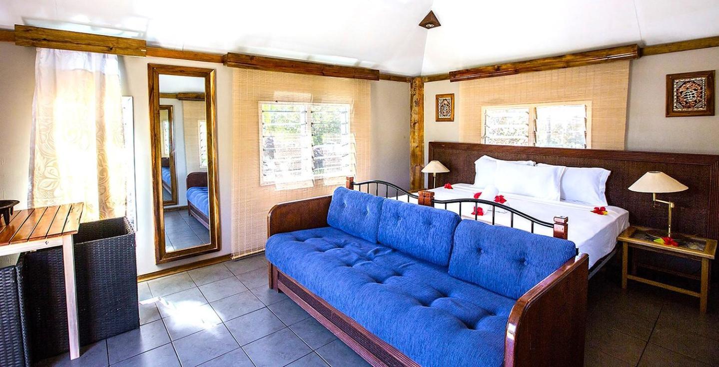 Barefoot Kuata Island Resort Exterior photo